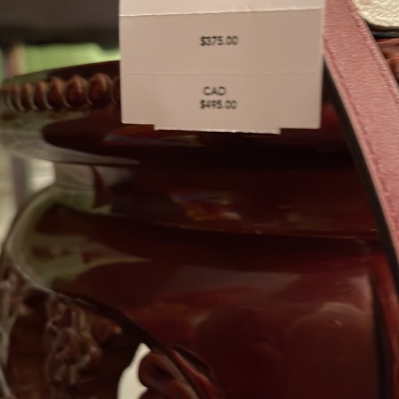 Brand new coach crossbody nice Christmas gift. Leather material nicely made. - Picture 13 of 13